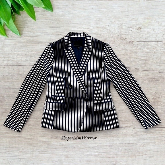 Banana Republic satin stripe double breasted blazer & matching ankle pant - Picture 6 of 16